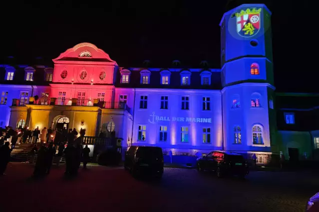 Ball der Marine im Schlosshotel Fleesensee in Göhren-Lebbin